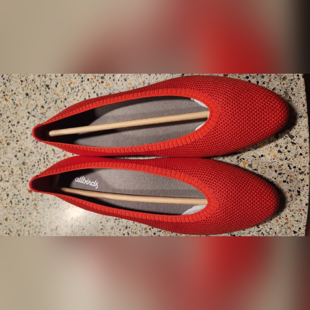 Red Allbirds Treebreezer Flats (Size 8)